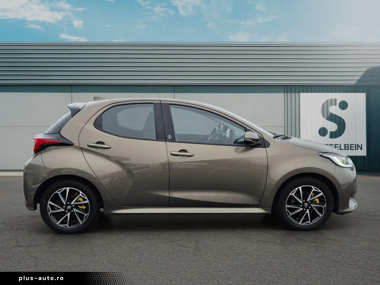 TOYOTA Yaris Hybrid 1.5 Team Deutschland 116PS  RFK SHZ