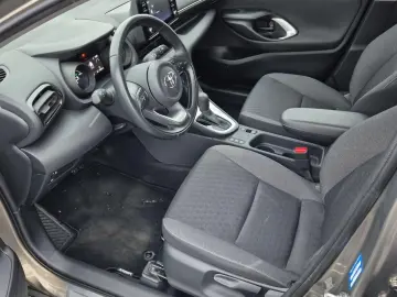 TOYOTA Yaris Hybrid 1.5 Team Deutschland 116PS  RFK SHZ