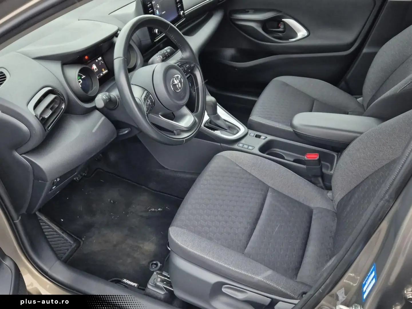 TOYOTA Yaris Hybrid 1.5 Team Deutschland 116PS  RFK SHZ