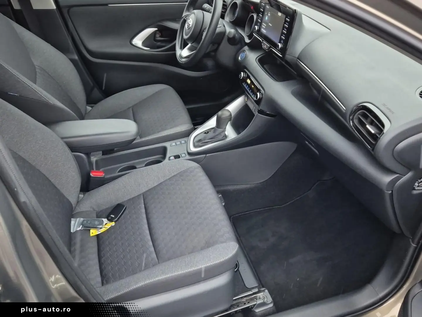 TOYOTA Yaris Hybrid 1.5 Team Deutschland 116PS  RFK SHZ