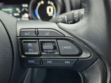 TOYOTA Yaris Hybrid 1.5 Team Deutschland 116PS  RFK SHZ