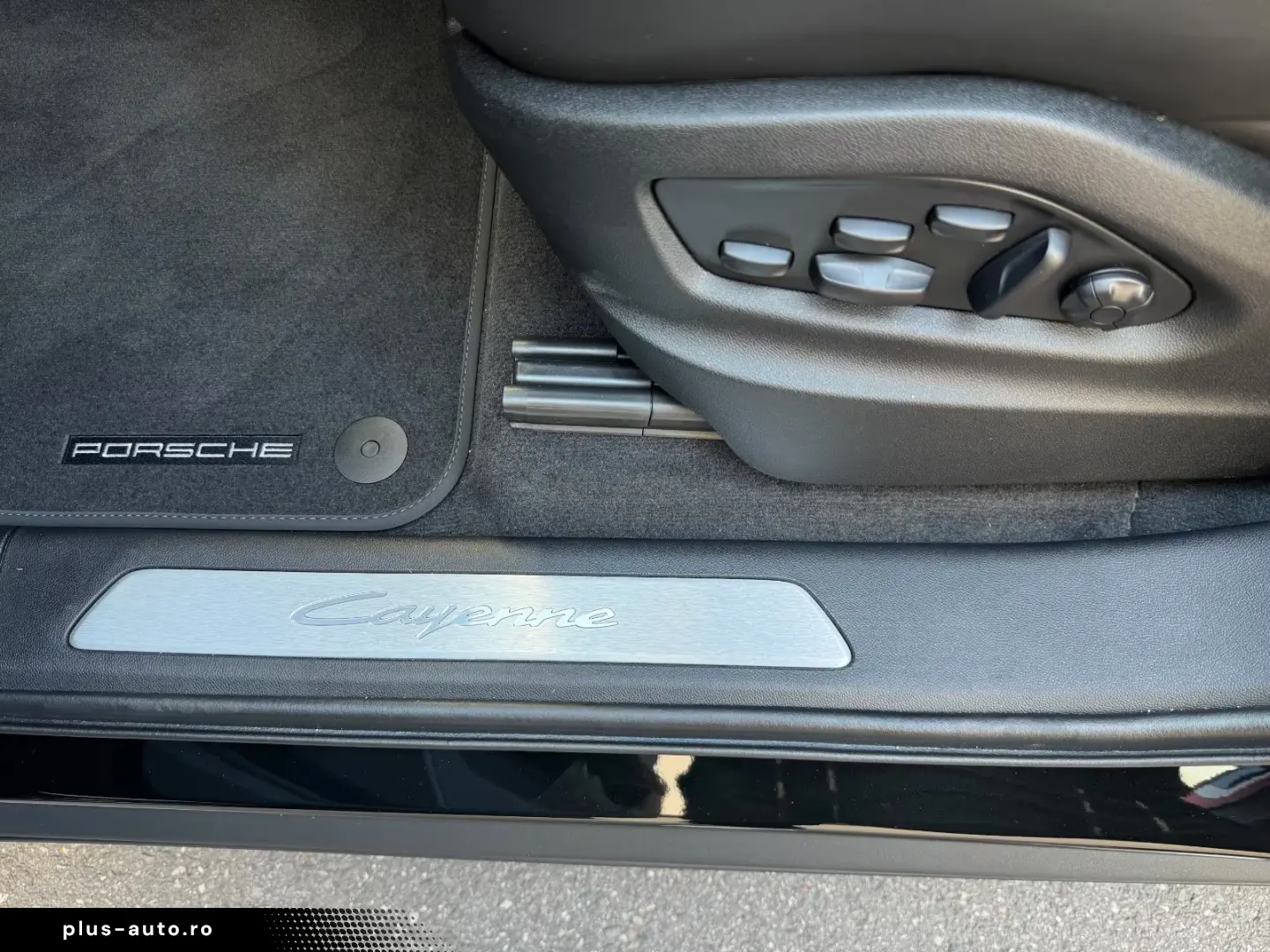 Porsche Cayenne Coupe E-Hybrid Hinterachs