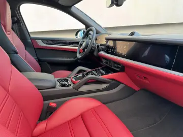 Porsche Cayenne Coupe E-Hybrid Hinterachs