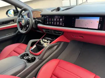 Porsche Cayenne Coupe E-Hybrid Hinterachs