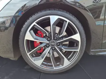 Audi S3 TFSI Limousine Quattro S tronic