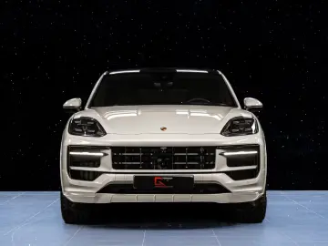 Porsche Cayenne E-Hyb Coupé 2026 Sp-Design 22