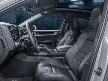 Porsche Cayenne E-Hyb Coupé 2026 Sp-Design 22