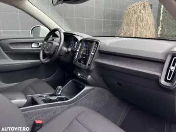 Volvo XC 40 T2 AT8 Momentum