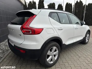 Volvo XC 40 T2 AT8 Momentum