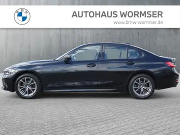 BMW 320i xDrive Limousine Sport Line HiFi DAB LED