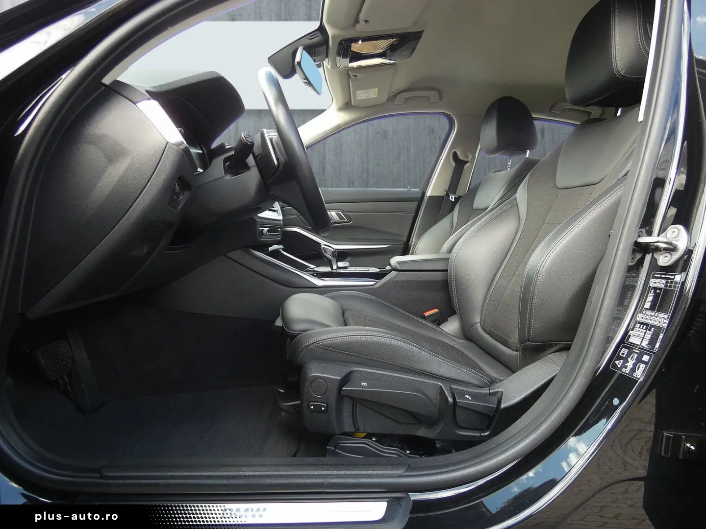 BMW 320i xDrive Limousine Sport Line HiFi DAB LED