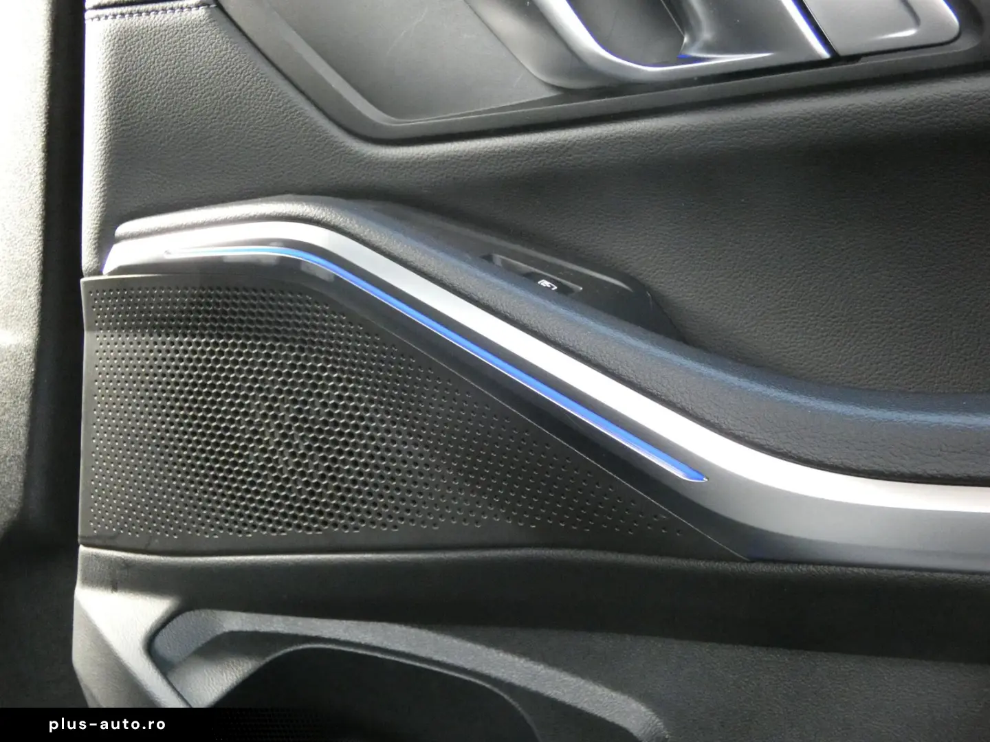 BMW 320i xDrive Limousine Sport Line HiFi DAB LED