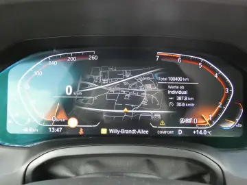 BMW 320i xDrive Limousine Sport Line HiFi DAB LED