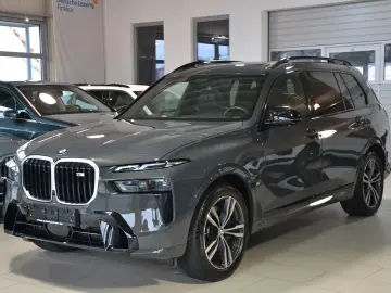 BMW X7 M60