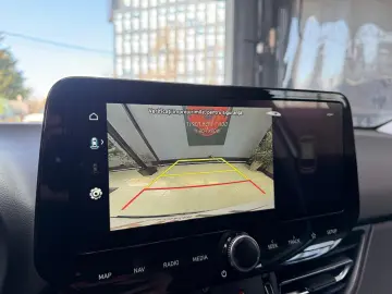 Hyundai i30 1.5 T-GDI 140CP M T MHEV Highway