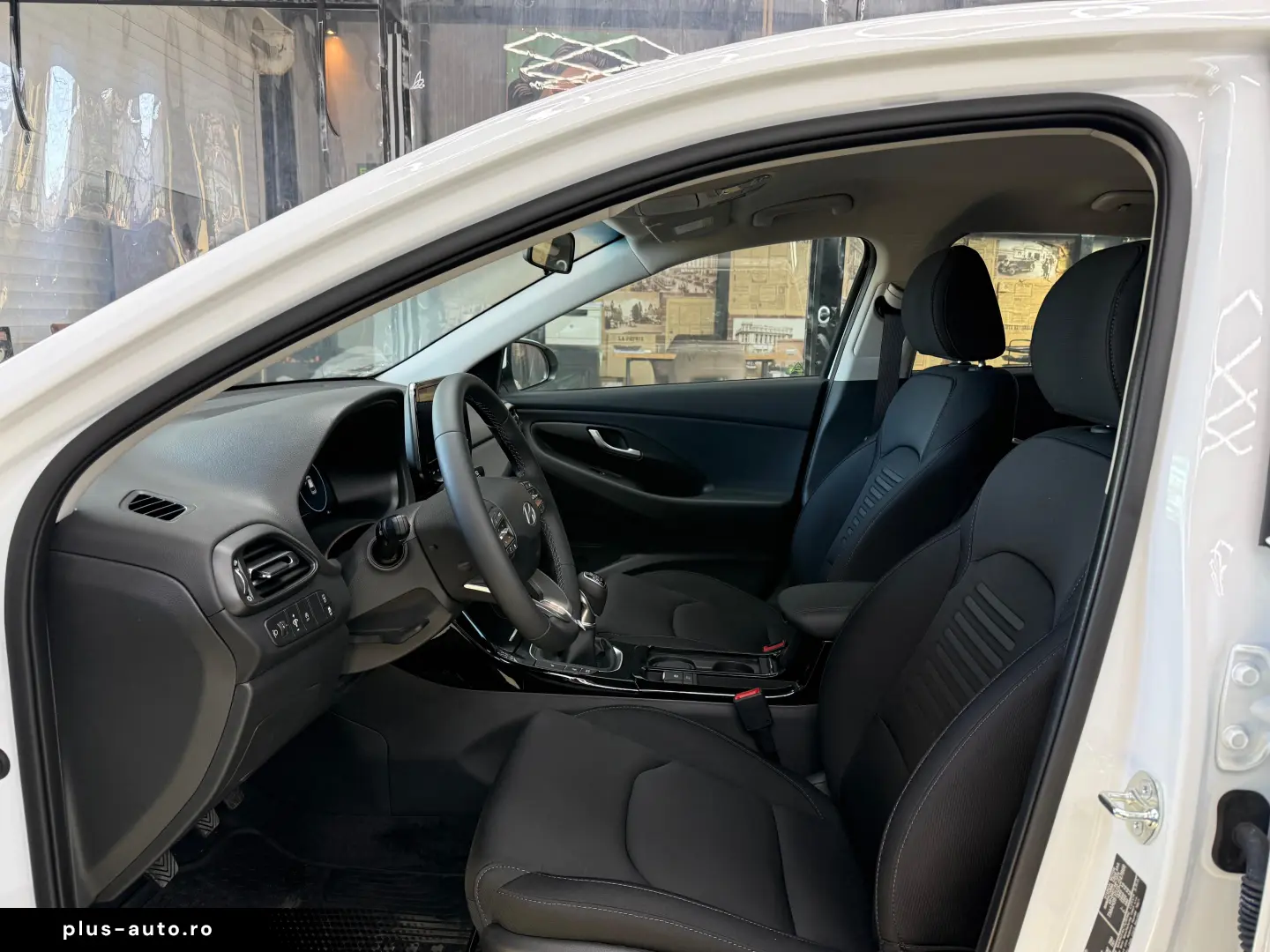 Hyundai i30 1.5 T-GDI 140CP M T MHEV Highway