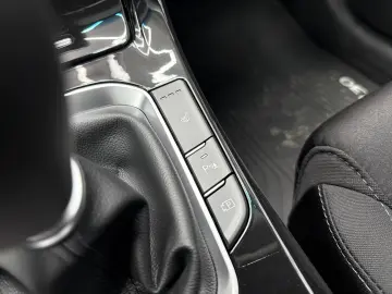 Hyundai i30 1.5 T-GDI 140CP M T MHEV Highway