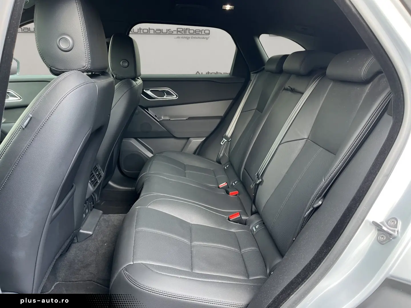 LAND ROVER Range Rover Velar R-Dynamic SE ACC Matrix