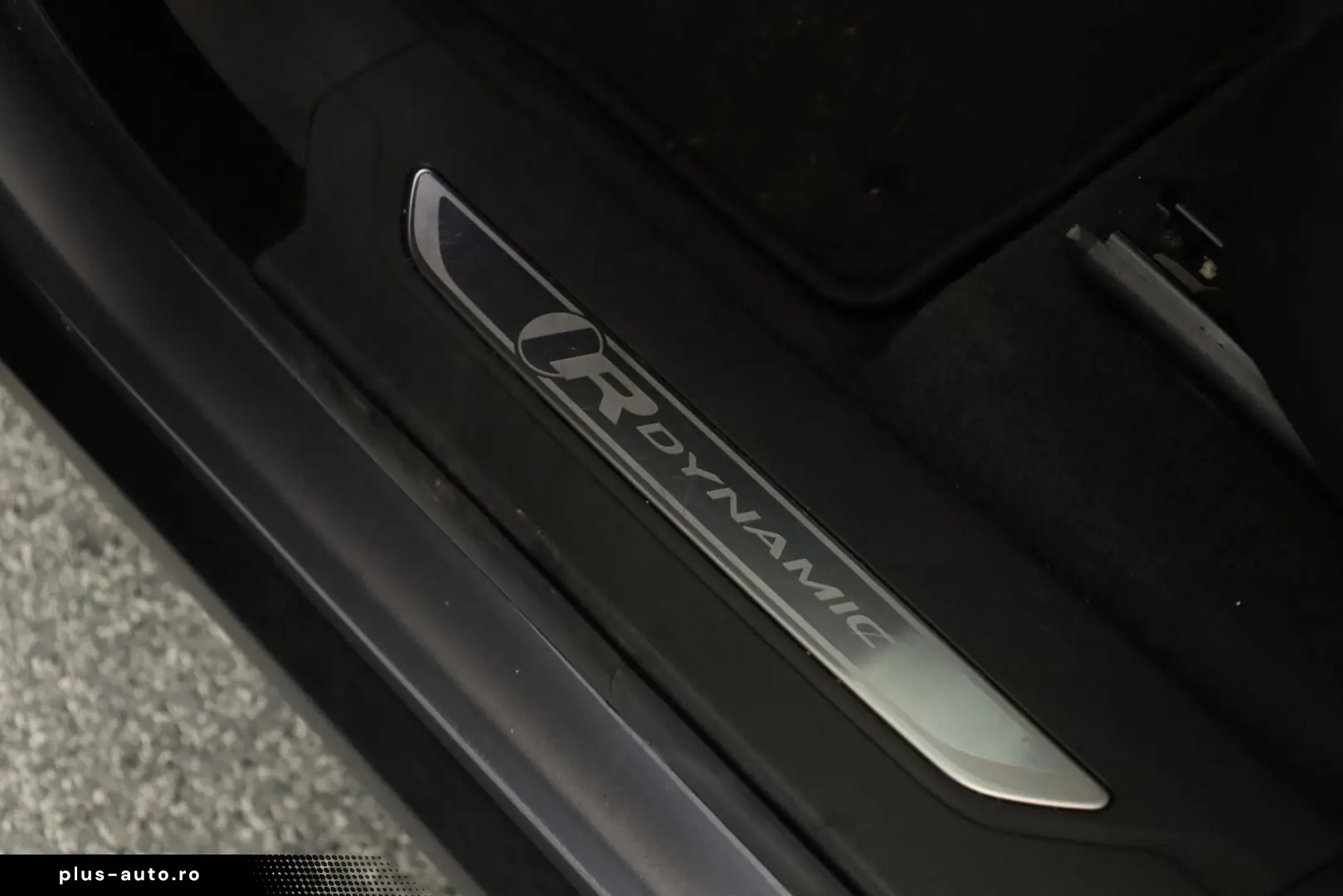 LAND ROVER Range Rover Velar D300 AWD R-Dynamic SE Pano 22