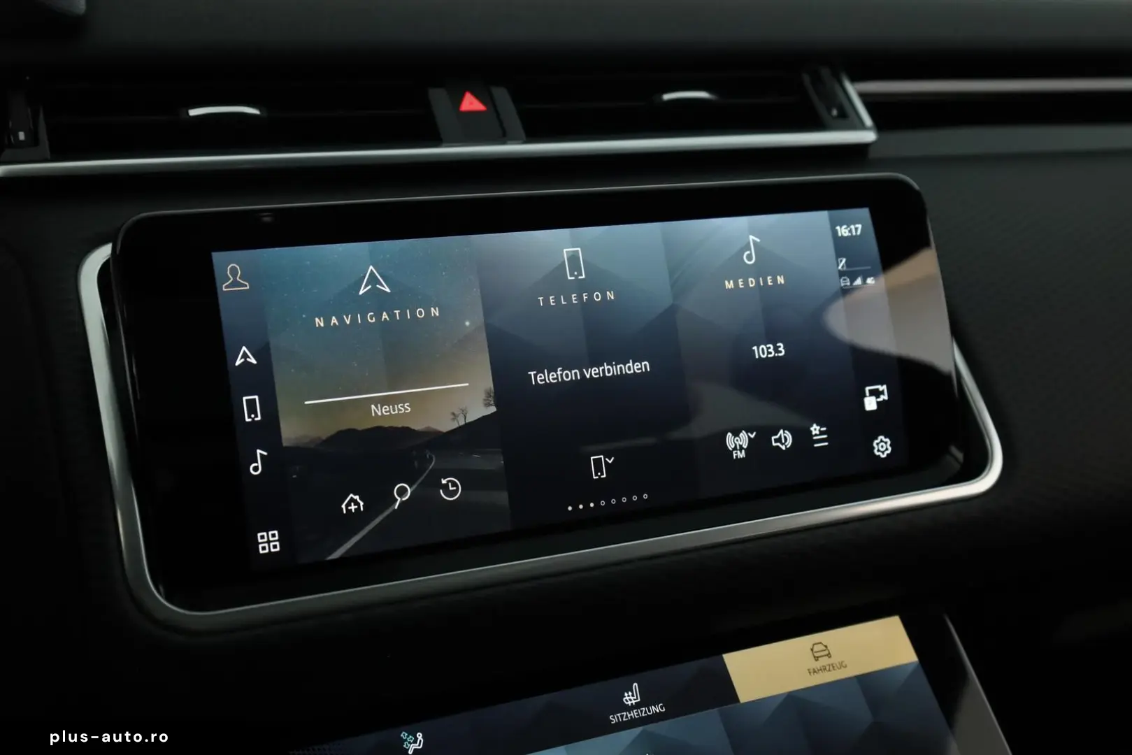 LAND ROVER Range Rover Velar D300 AWD R-Dynamic SE Pano 22