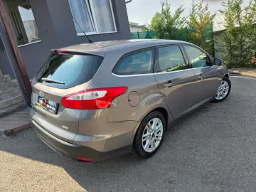 Ford Focus Diesel 1.6 2013 Manuala