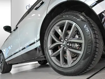 LAND ROVER Range Rover Velar D200 R-Dynamic SE-Navi Panoram