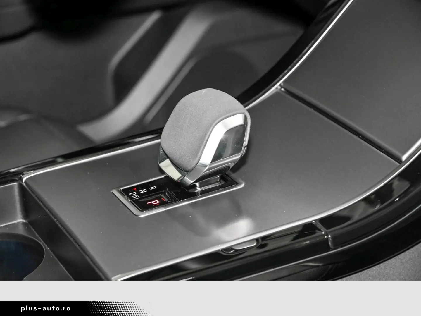 LAND ROVER Range Rover Velar D200 R-Dynamic SE-Navi Panoram