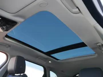 LAND ROVER Range Rover Velar D200 S Pano - 20  - Black Pack