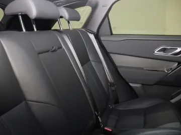 LAND ROVER Range Rover Velar D200 Dynamic SE Black Pack