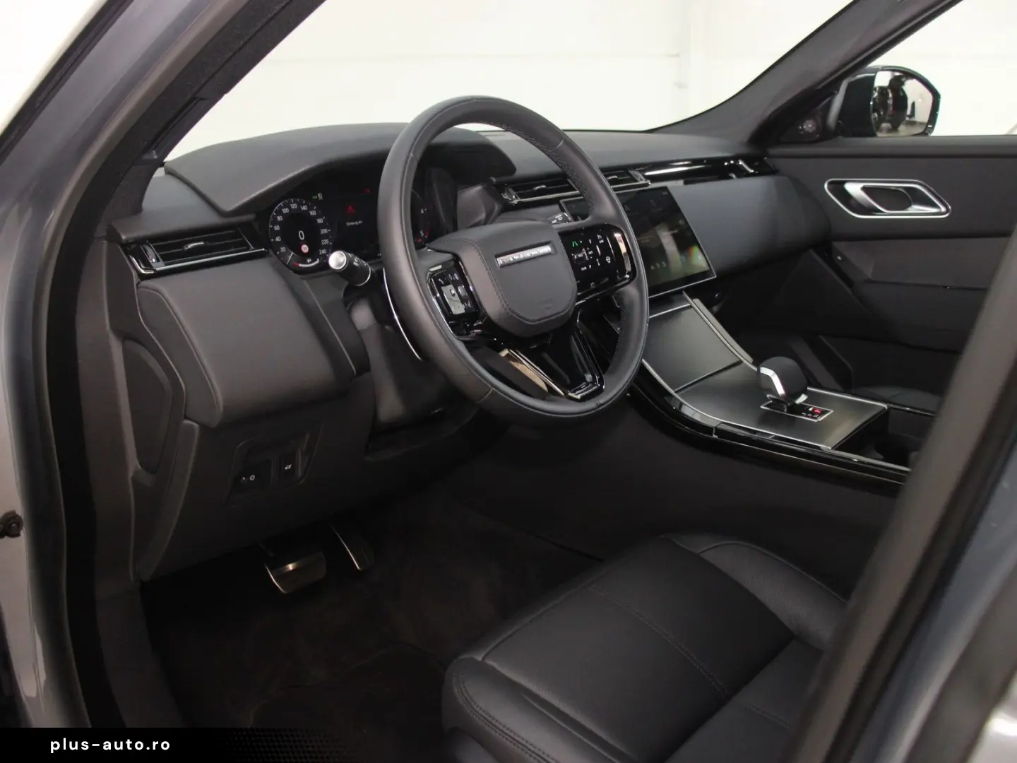 LAND ROVER Range Rover Velar D200 Dynamic SE Black Pack