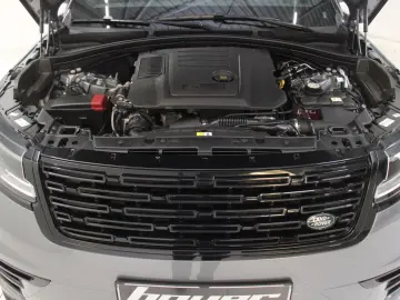 LAND ROVER Range Rover Velar D200 Dynamic SE Black Pack