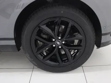 LAND ROVER Range Rover Velar D200 Dynamic SE Black Pack