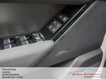 LAND ROVER Range Rover Velar D200 Dynamic SE ACC HUD AHK