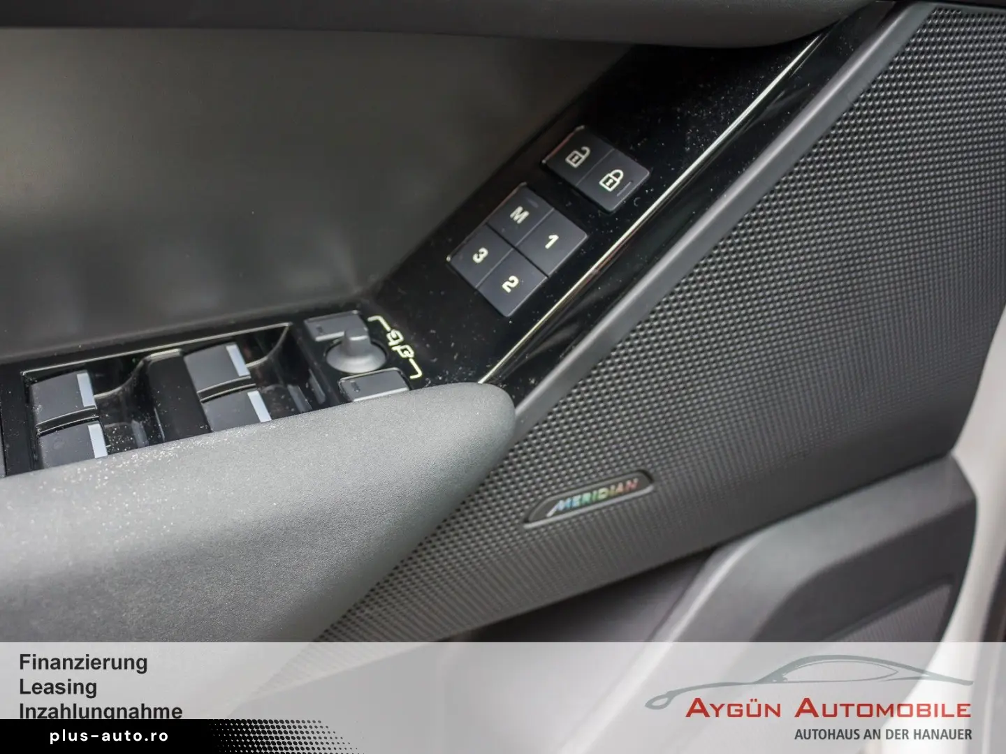 LAND ROVER Range Rover Velar D200 Dynamic SE ACC HUD AHK