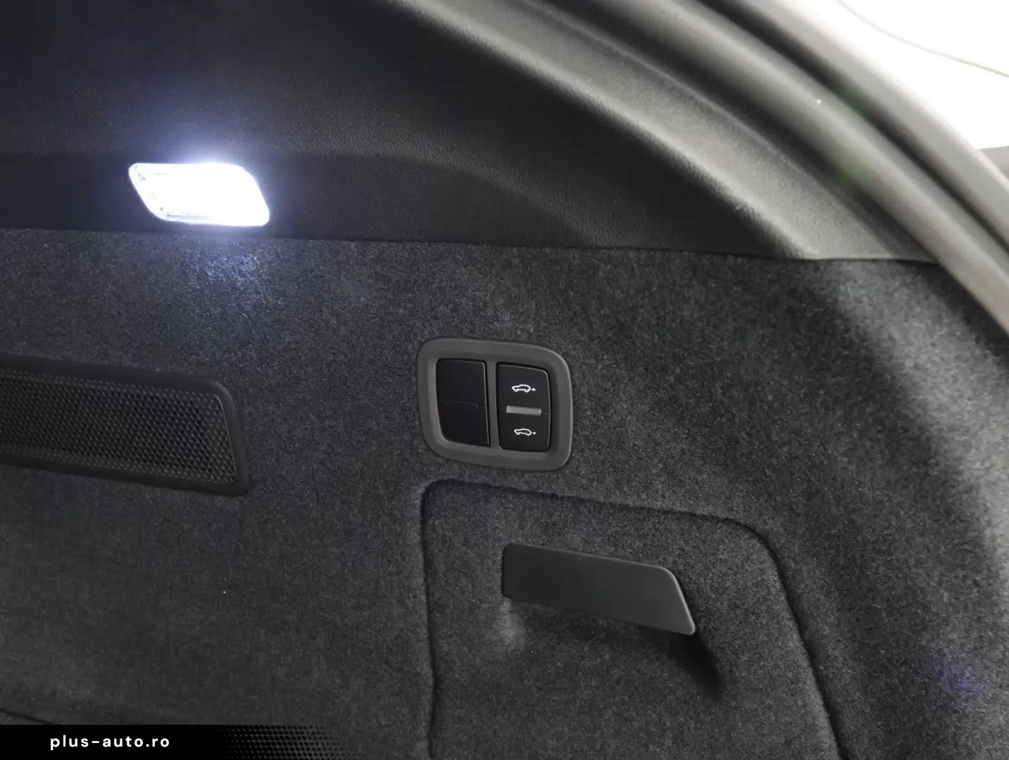 Porsche Cayenne Coupe E-Hybrid