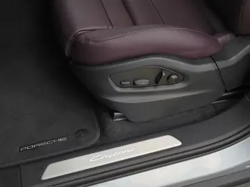 Porsche Cayenne Coupe E-Hybrid