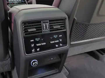 Porsche Cayenne Coupe E-Hybrid