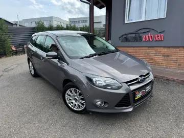 Ford Focus Benzina 1.6 2011 Manuala