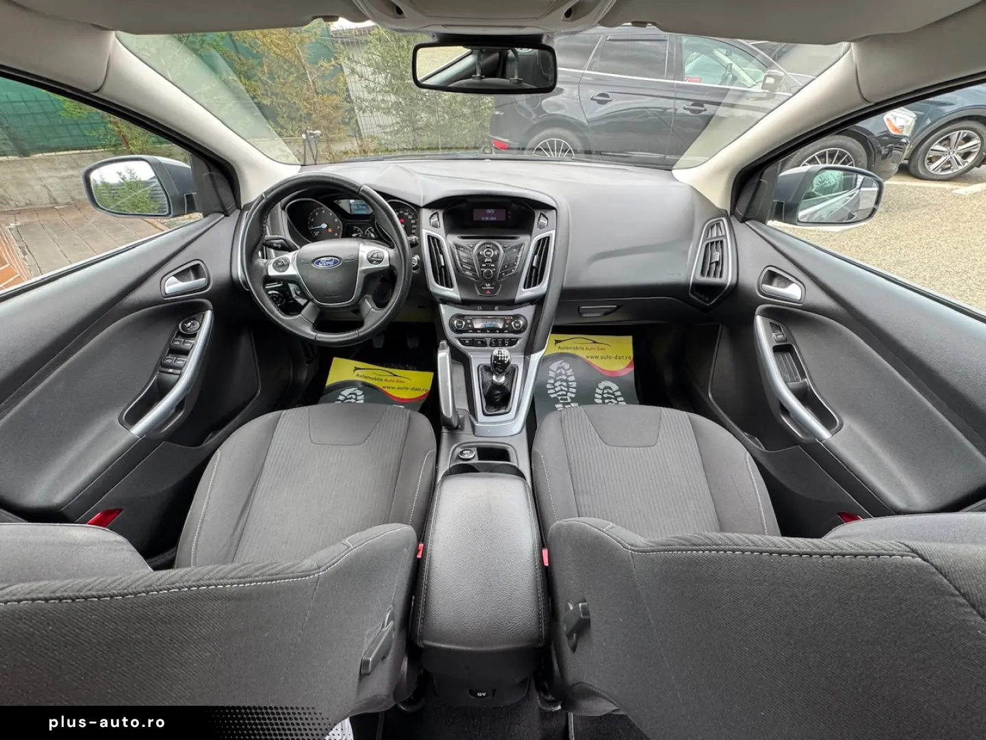 Ford Focus Benzina 1.6 2011 Manuala