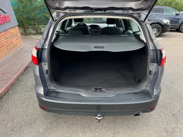 Ford Focus Benzina 1.6 2011 Manuala