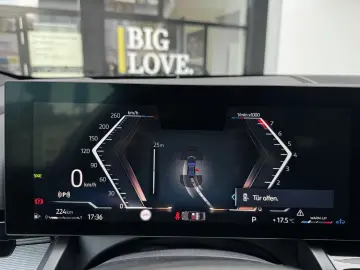 BMW 520i M Sport AdapLED DA  ACC PA Shz DAB