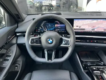 BMW 540d xDrive M Sport DA Prof PA Prof H K HuD 19