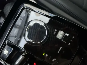 BMW 540d xDrive M Sport DA Prof PA Prof H K HuD 19