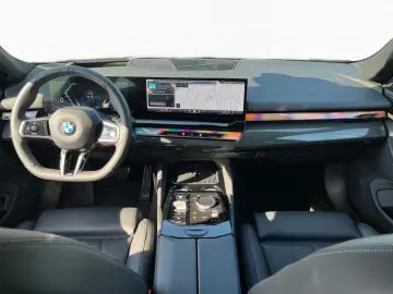 BMW 520d xdrive Sportpaket Bluetooth HUD Navi LED