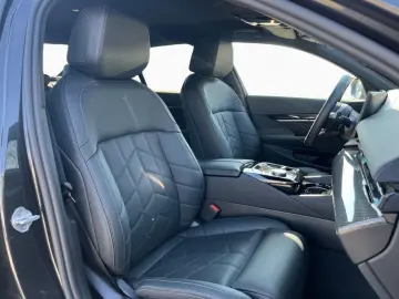 BMW 520d xdrive Sportpaket Bluetooth HUD Navi LED