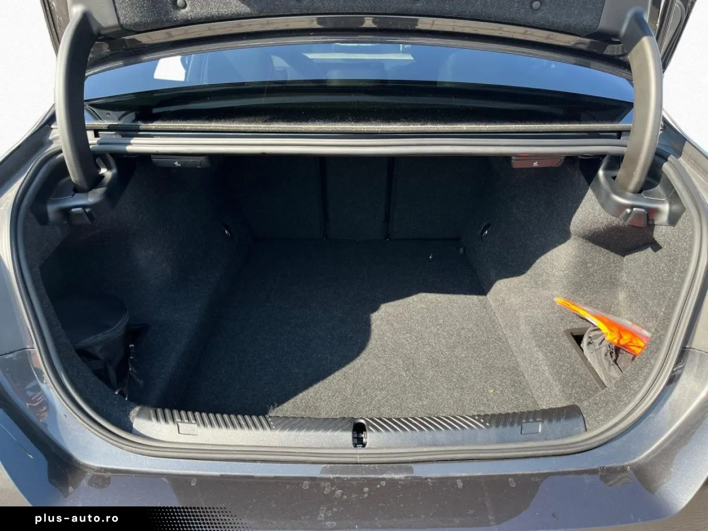 BMW 520d xdrive Sportpaket Bluetooth HUD Navi LED