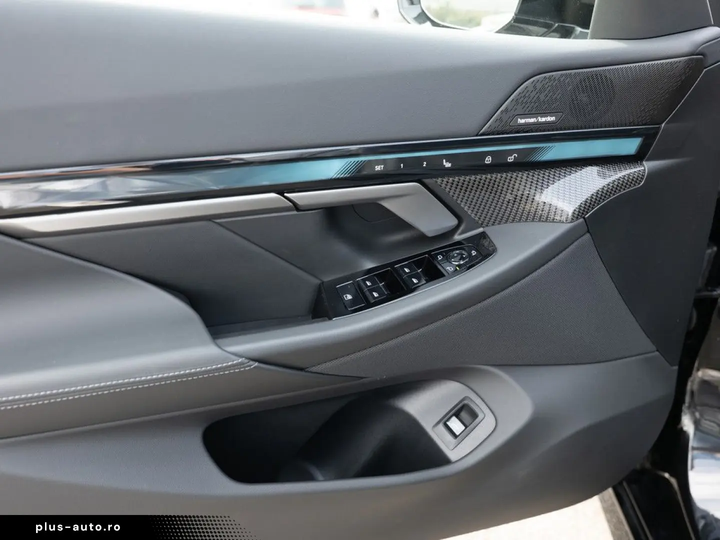 BMW 520d xDrive M-Sport STANDHZ HUD 360  LED ACC H K