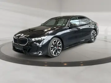 BMW 520d M Sport Carbon Fahrassist AHK HUD Pano Wide