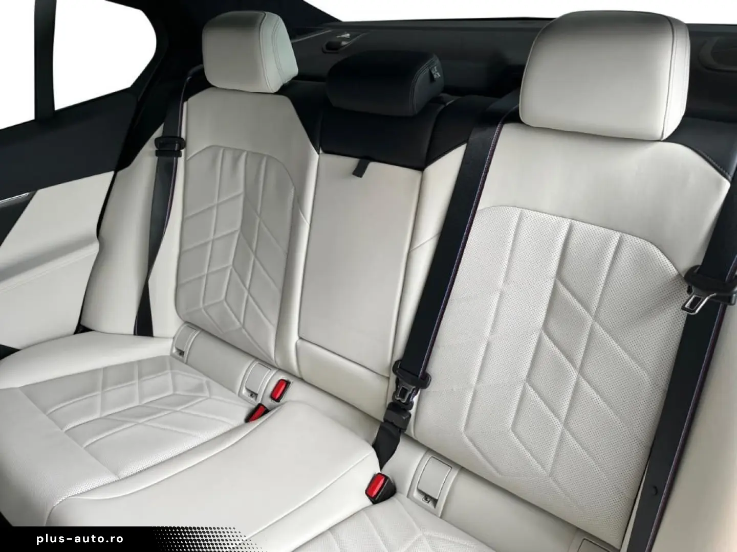 BMW 520d M Sport Carbon Fahrassist AHK HUD Pano Wide