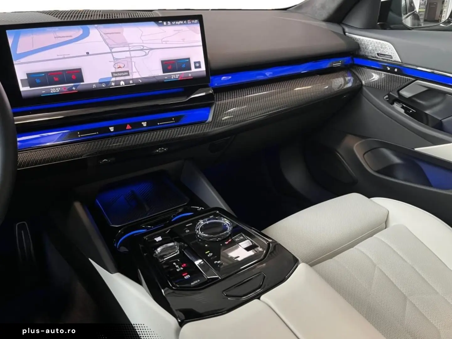 BMW 520d M Sport Carbon Fahrassist AHK HUD Pano Wide